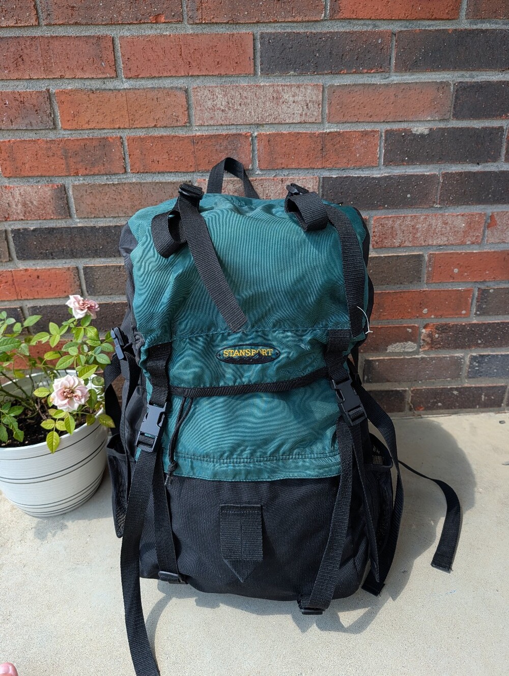 💚 Vintage Y2K Stansport Brand Lightweight Water Repellent Nylon Hiking Backpack